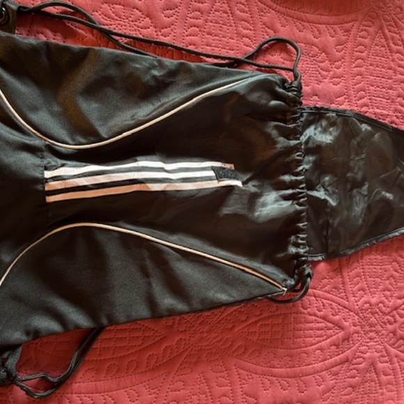 Adidas backpack drawstring, black with pink, good condition - Picture 2 of 8